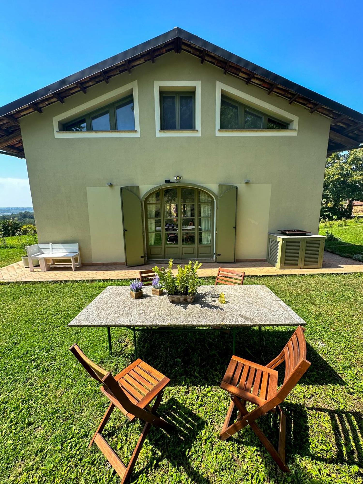 Villa Just Langhe Casa Barolo *